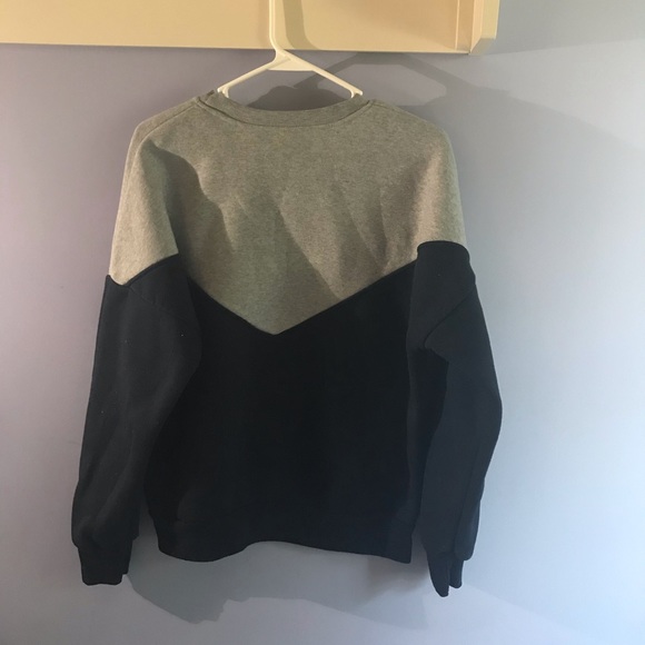 Blue and Gray Crewneck - Picture 2 of 2